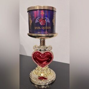 Bath & Body Works Evil Queen Candle & Red Heart Stand - 2025 Villains Collection